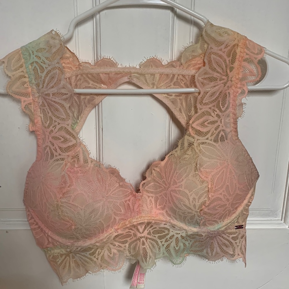 Pink brand. Size ranging from a medium to large
